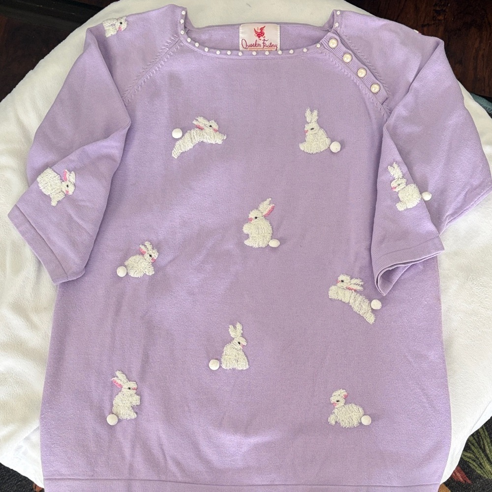 Quacker Factory Purple 3/4 sweater Knit Top with bunnies!